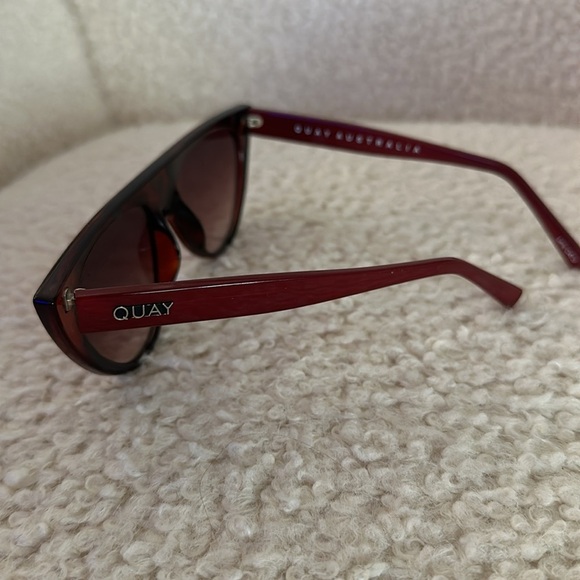 Quay Australia Run Away Cat Eye Sunglasses R2933 - Picture 4 of 8